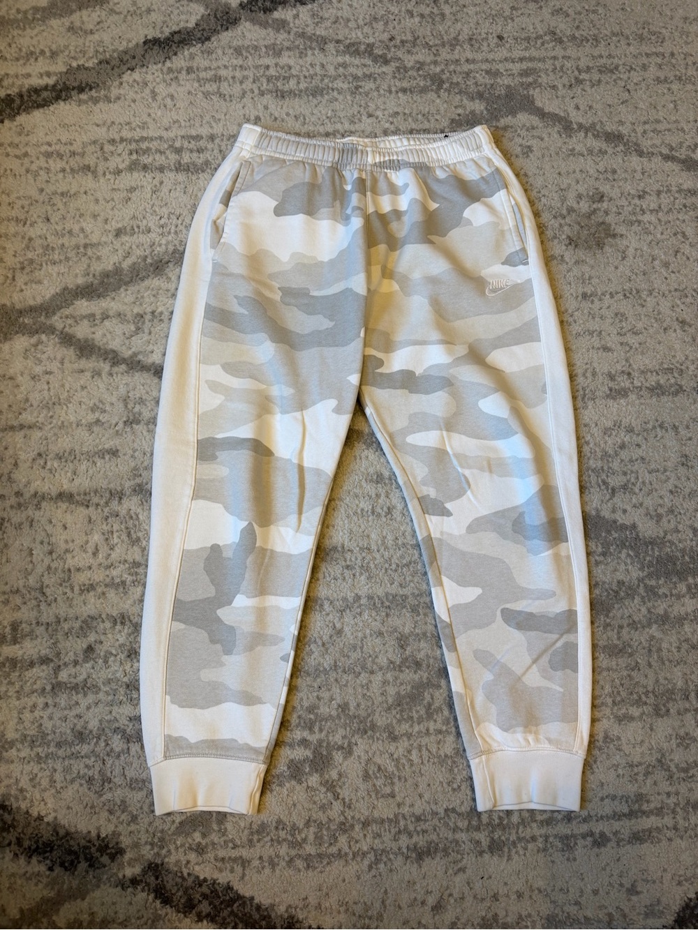Nike White & Gray Camo Jogger Bottoms